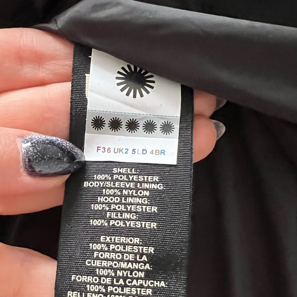 UGG water resistant puffer coat - Picture 13 of 13